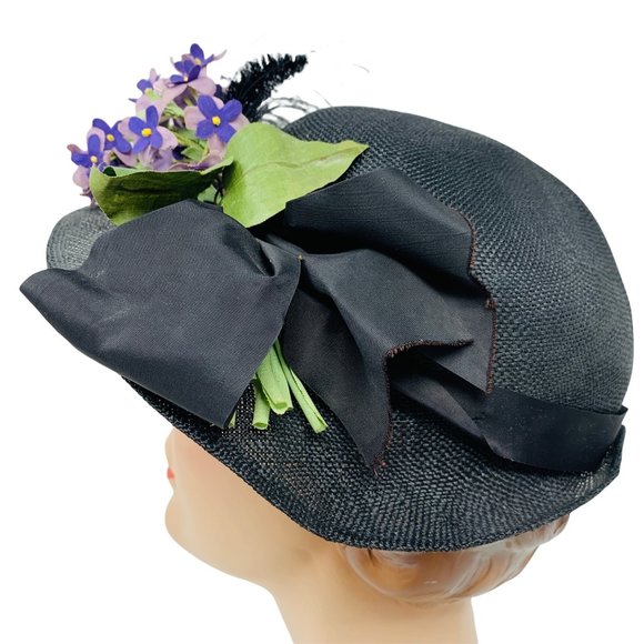 Vintage 1940s Purple Flower Hat Black Straw Cloche Macy\'s New York main image 8